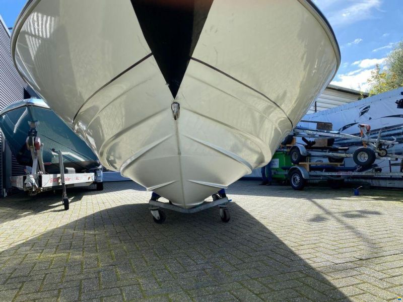 Bayliner Capri Bowrider