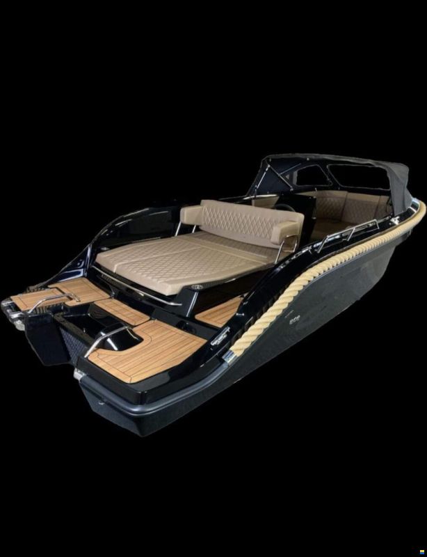 M&D Boote Q 630 Tender