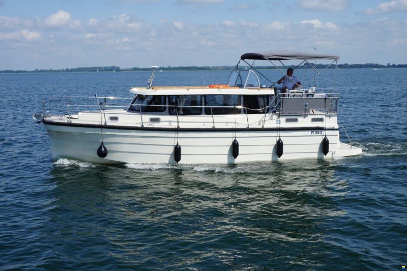 Mazuria Marim 33