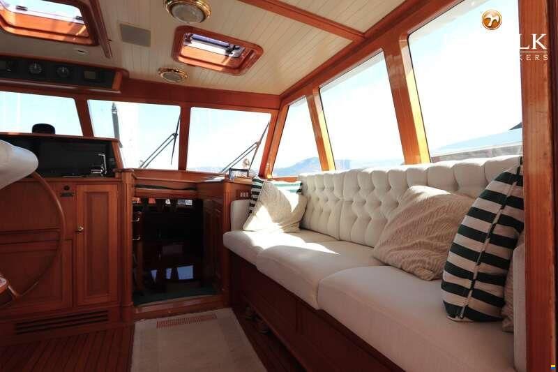 Palmer Johnson 110