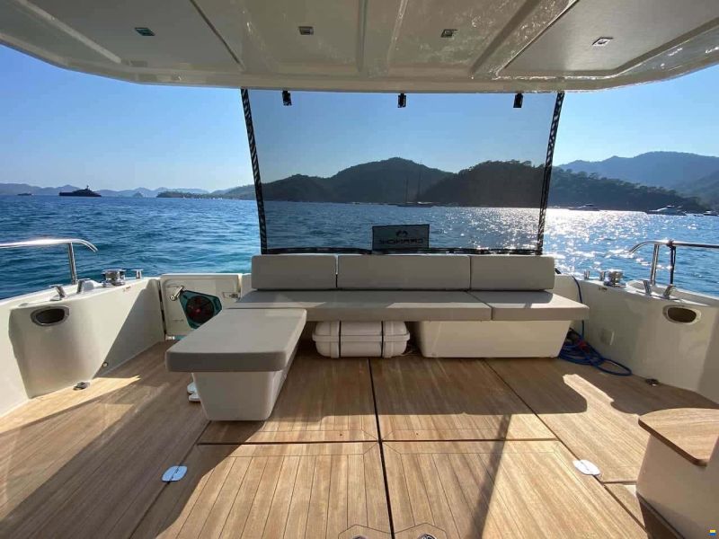 Cranchi Eco Trawler 53