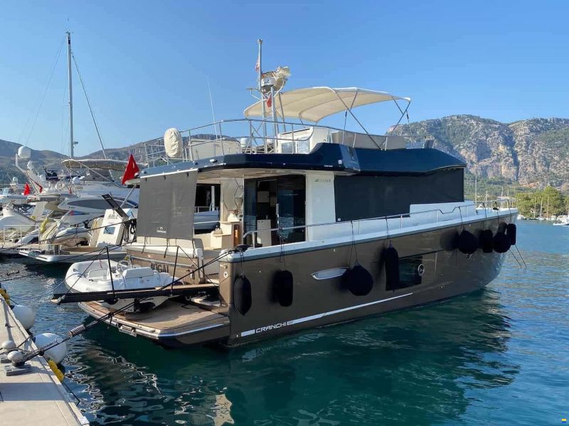Cranchi Eco Trawler 53