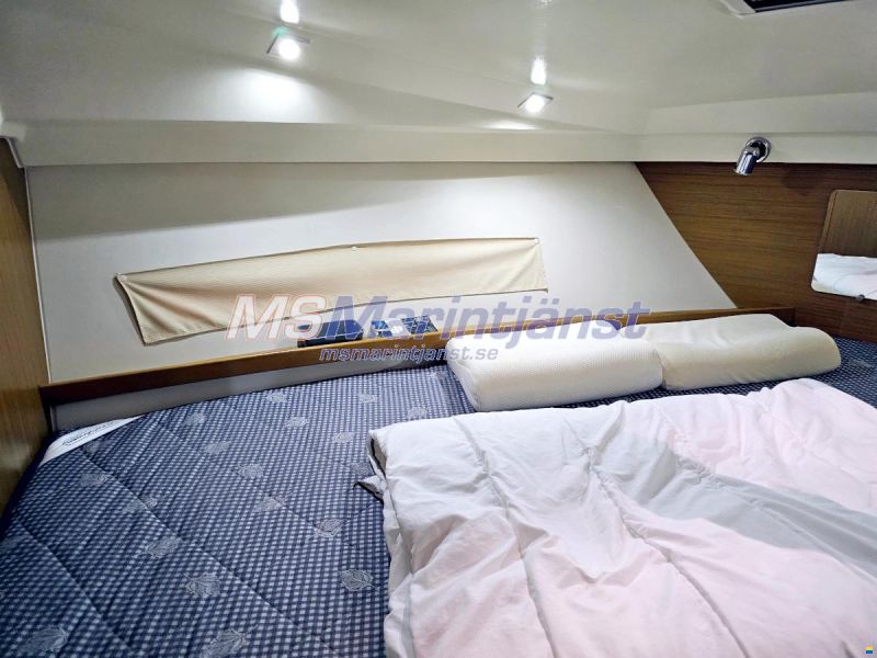Jeanneau Merry Fisher 10