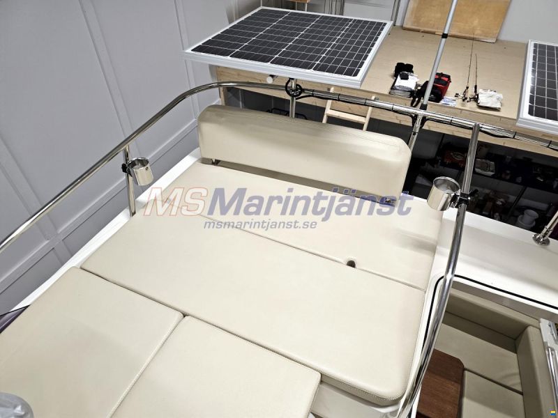 Jeanneau Merry Fisher 10