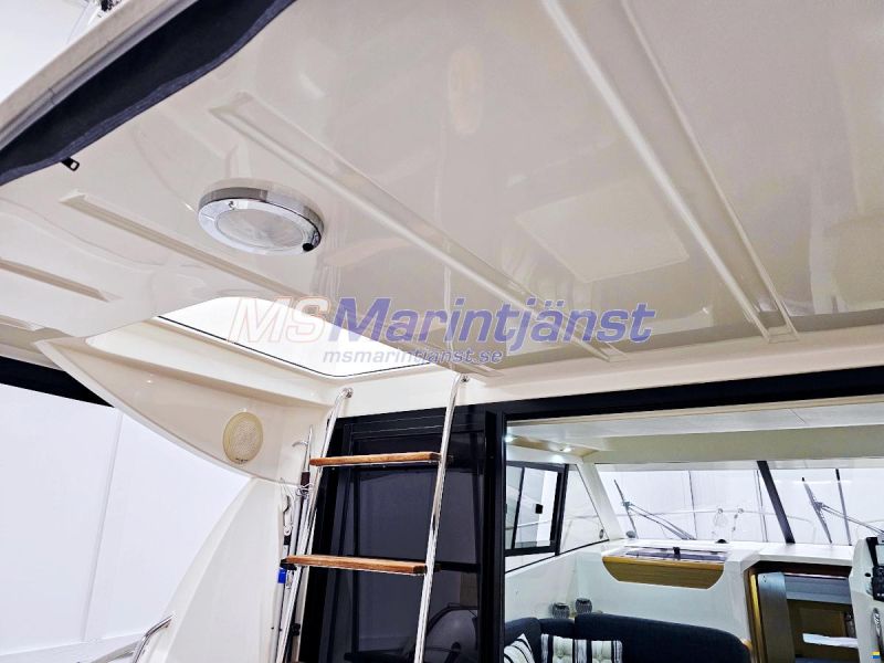 Jeanneau Merry Fisher 10