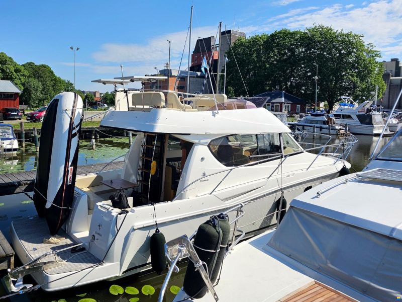 Jeanneau Merry Fisher 10