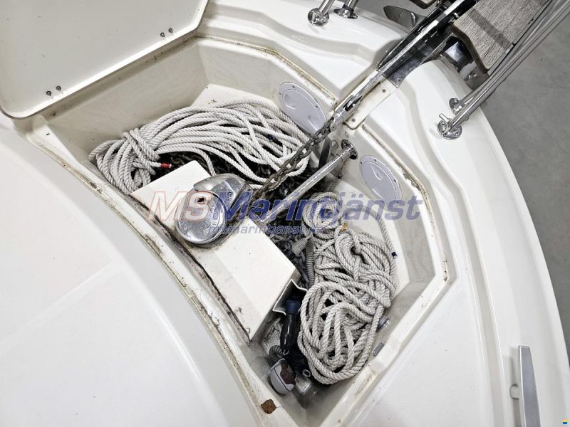 Jeanneau Merry Fisher 10