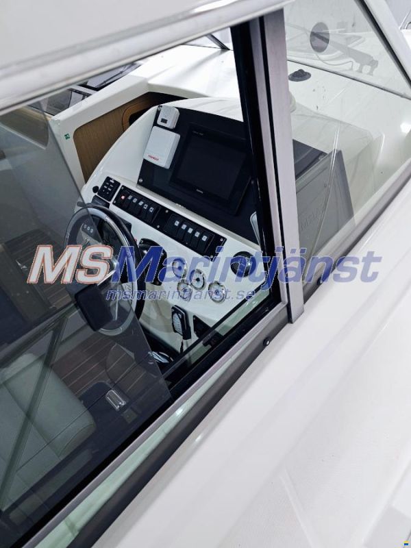 Jeanneau Merry Fisher 10