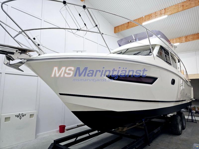 Jeanneau Merry Fisher 10