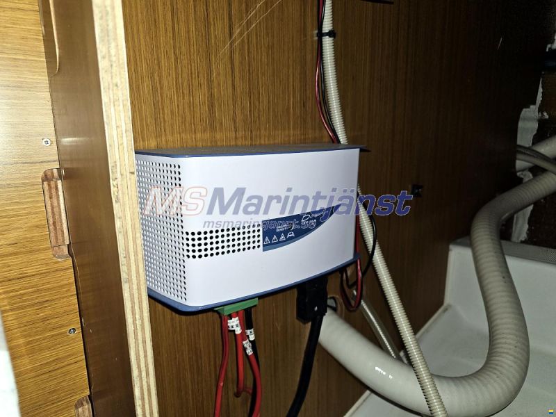 Jeanneau Merry Fisher 10