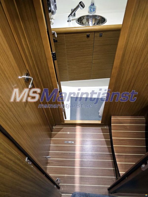 Jeanneau Merry Fisher 10