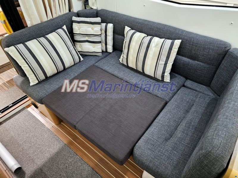 Jeanneau Merry Fisher 10