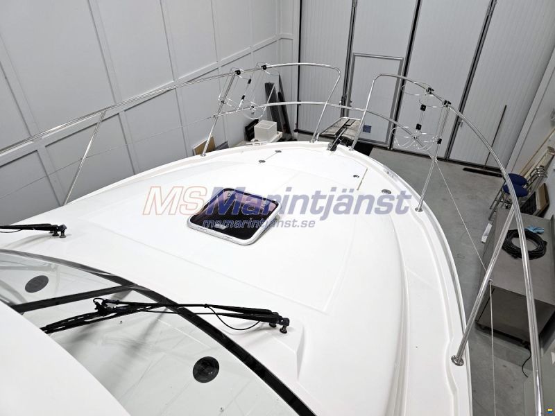 Jeanneau Merry Fisher 10