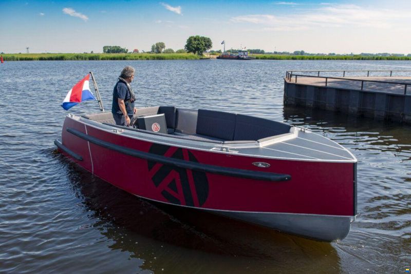 AluShip TNDR 670