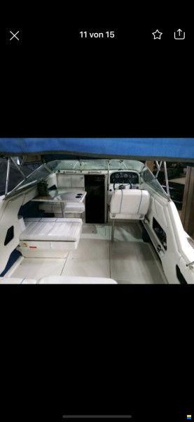Sea Ray 250 Express Cruiser