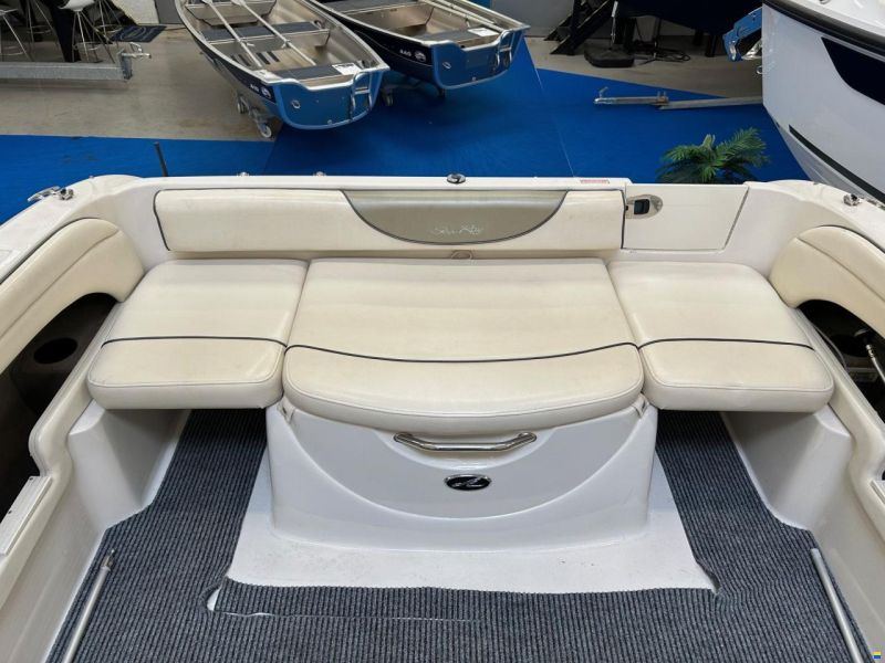 Sea Ray Searay 225 Weekender