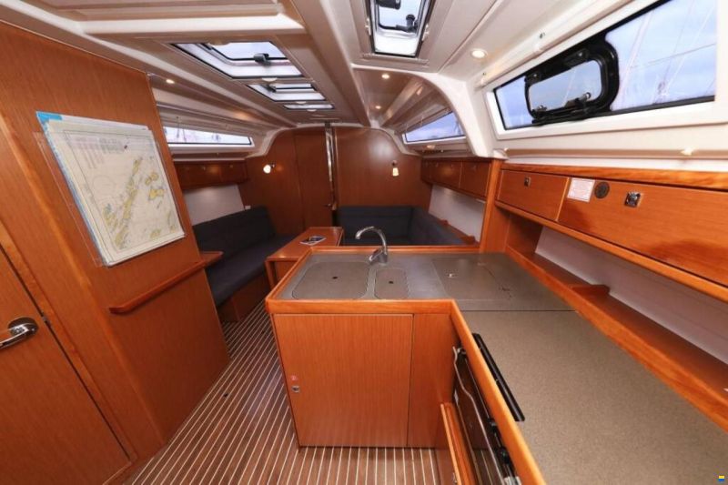Bavaria 37 Cruiser