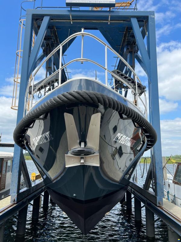 Privateer 43 AK Edition