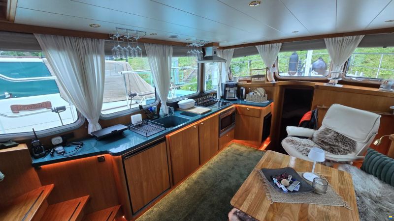 Privateer 43 AK Edition