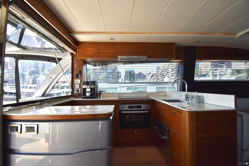 Van der Heijden Phantom 65