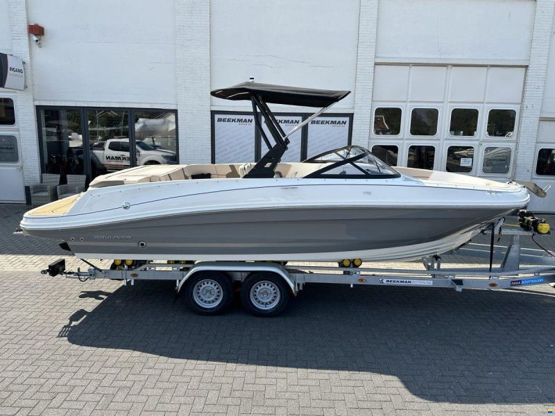 Bayliner VR6 Bowrider met 4.5L Mercruiser 250 pk