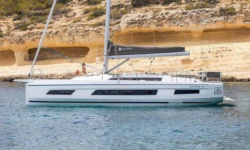 Dufour 41 - Preorder