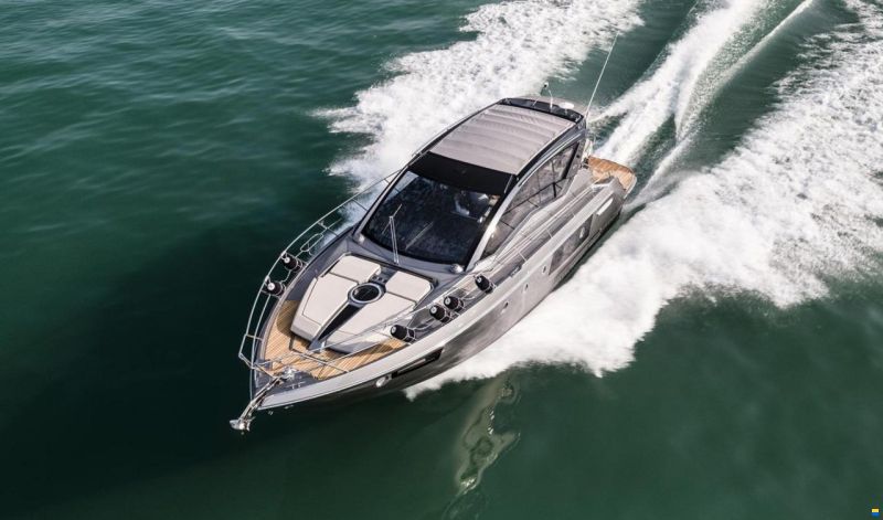 Cranchi M44 HT - preorder fra