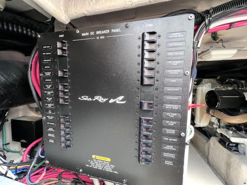 Sea Ray 420 DB