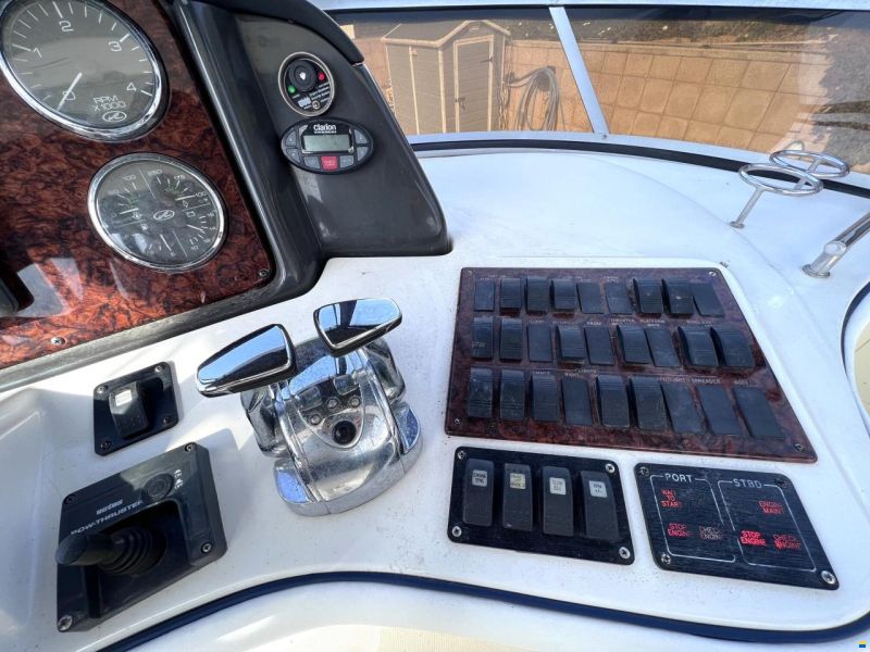 Sea Ray 420 DB