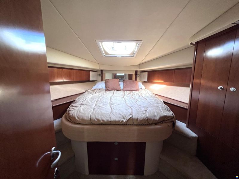 Sea Ray 420 DB