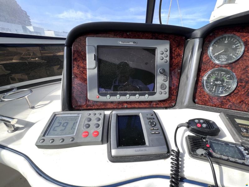 Sea Ray 420 DB