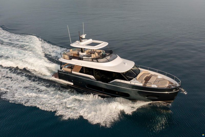 Azimut 60 Magellano