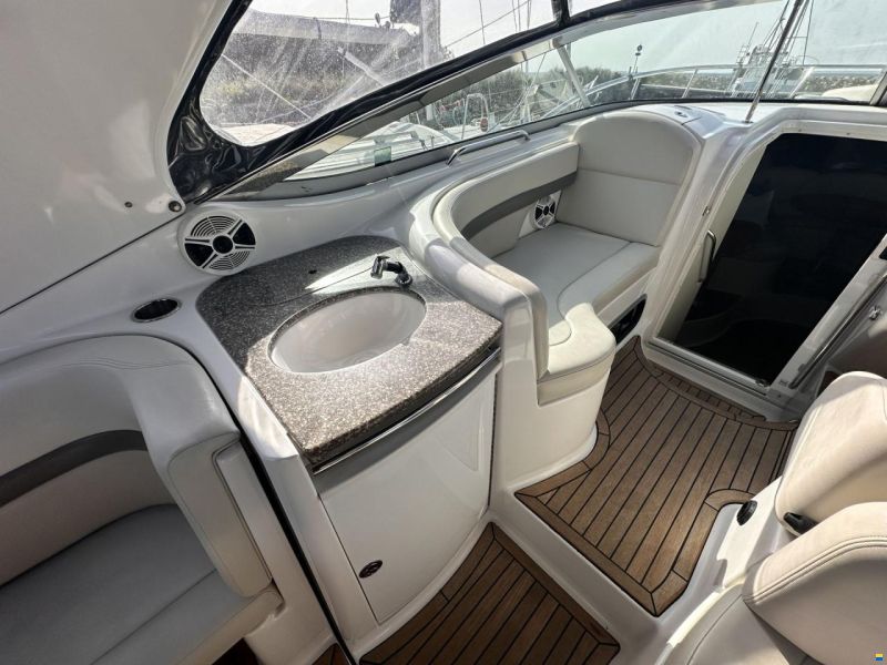 Chaparral 330 Signature