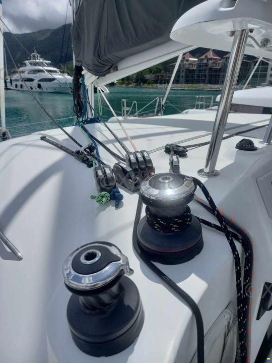 Lagoon 380 S2