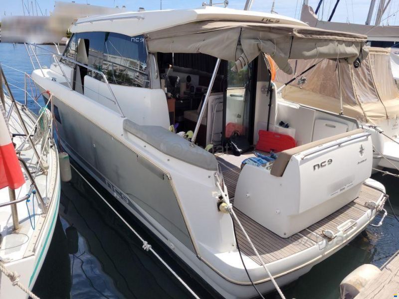 Jeanneau NC 9
