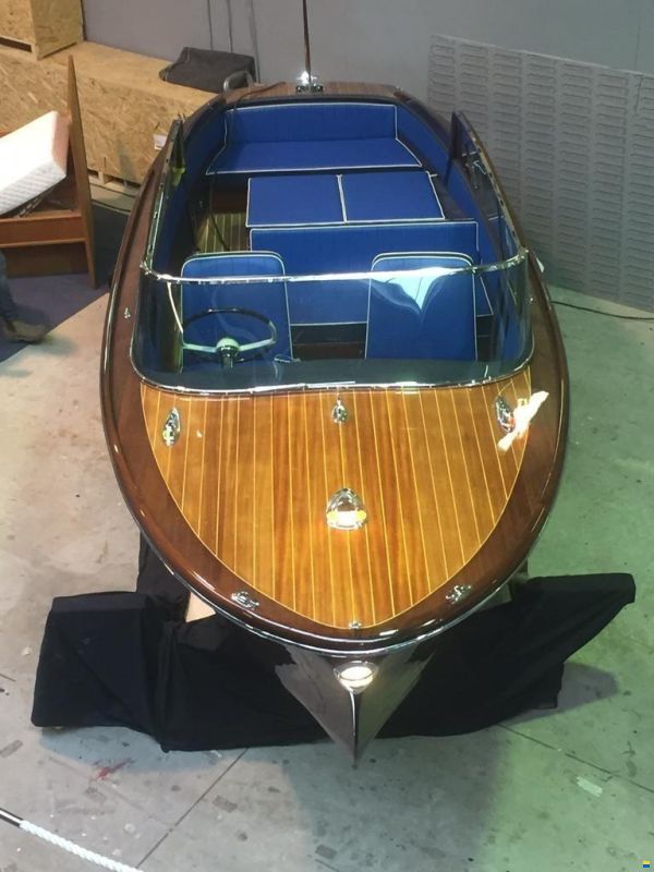 Boesch 560 Lemania de Luxe