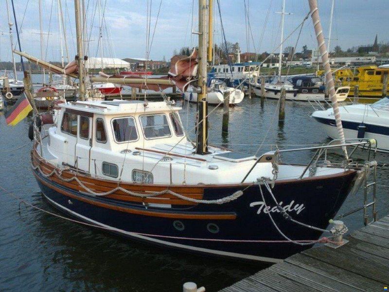 FAIRWAYS MARINE NORTHEASTER FISHER 30 image