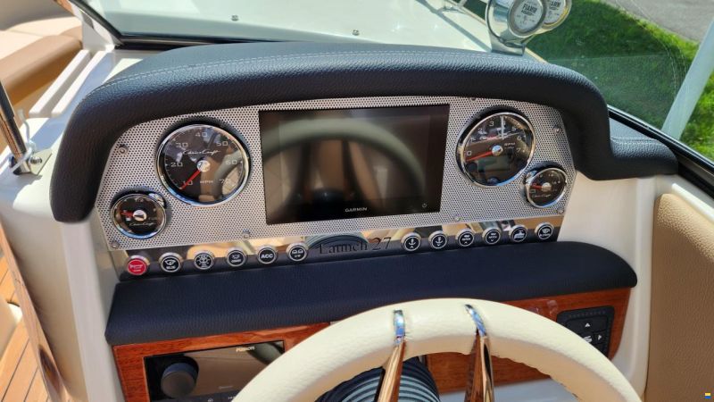 Chris Craft Launch 27