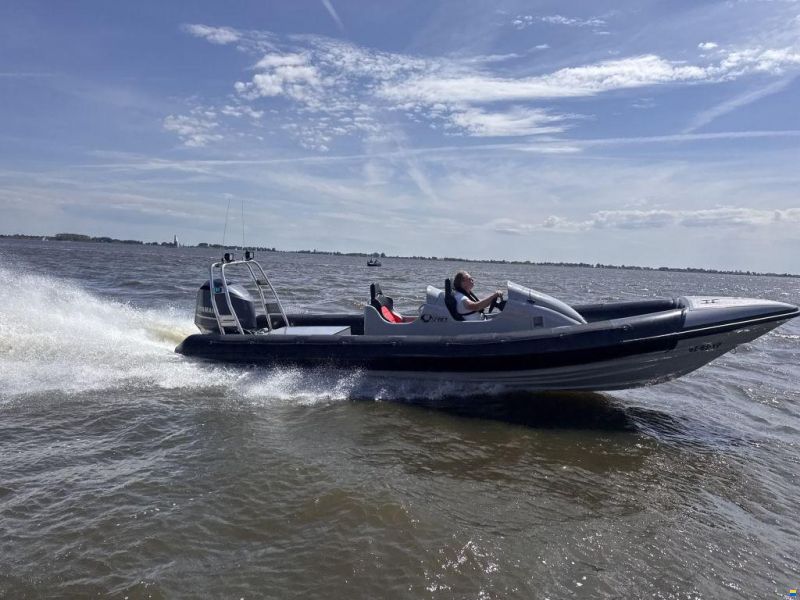 Osprey 28 lynx