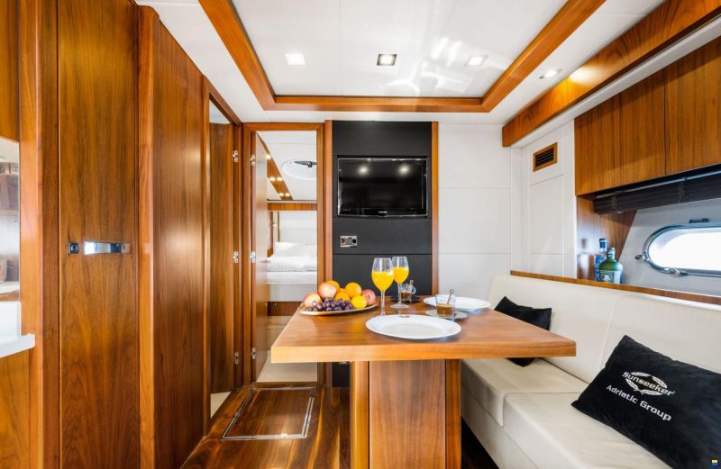 Sunseeker Predator 64
