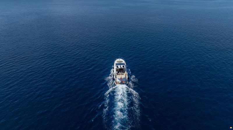 Sunseeker Predator 64