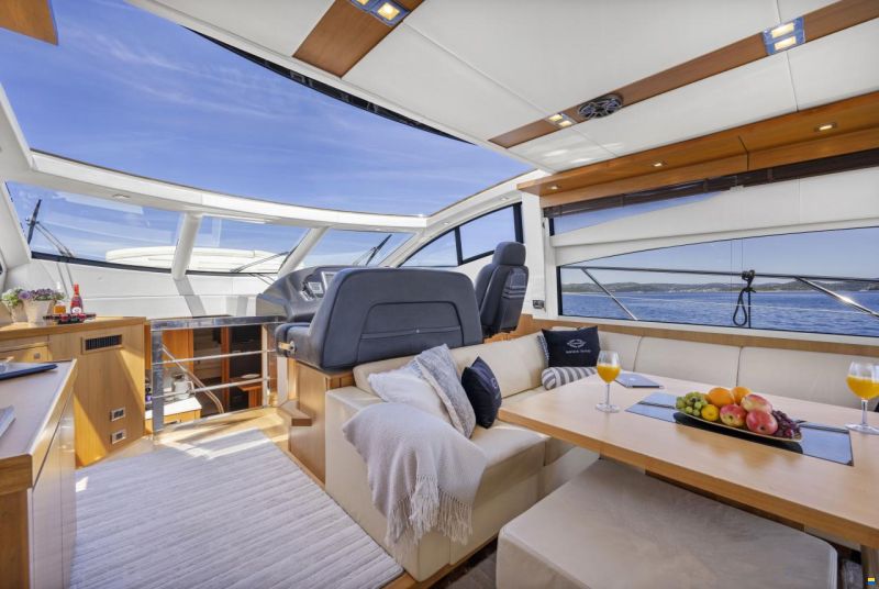 Sunseeker Predator 64