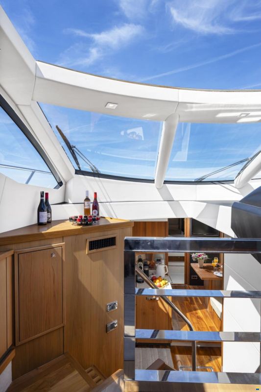 Sunseeker Predator 64