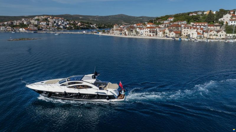 Sunseeker Predator 64