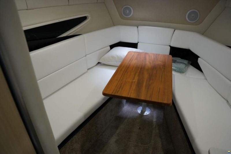 Regal 26 EXPRESS MODELL 25