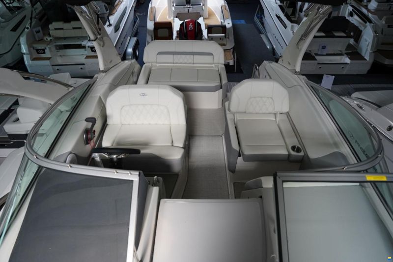 Regal 26 EXPRESS MODELL 25