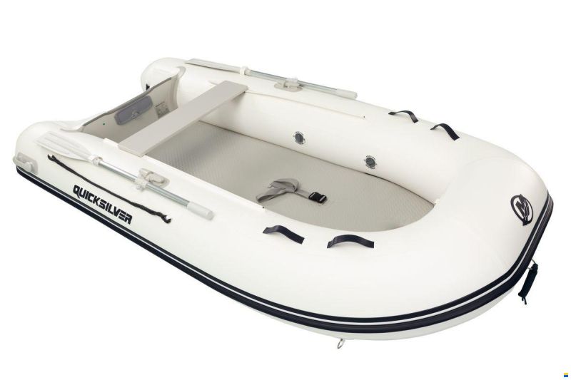 Quicksilver 300 AIRDECK