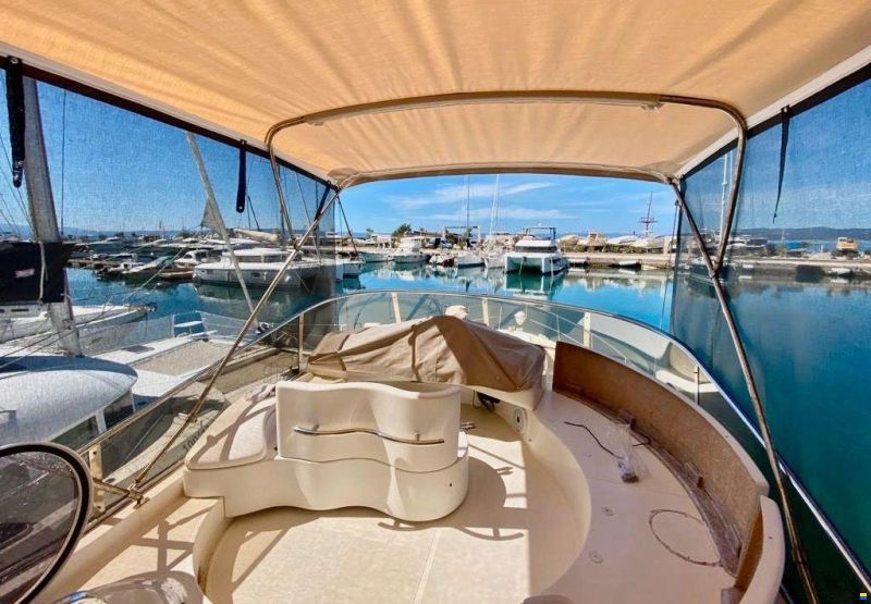 Azimut 42