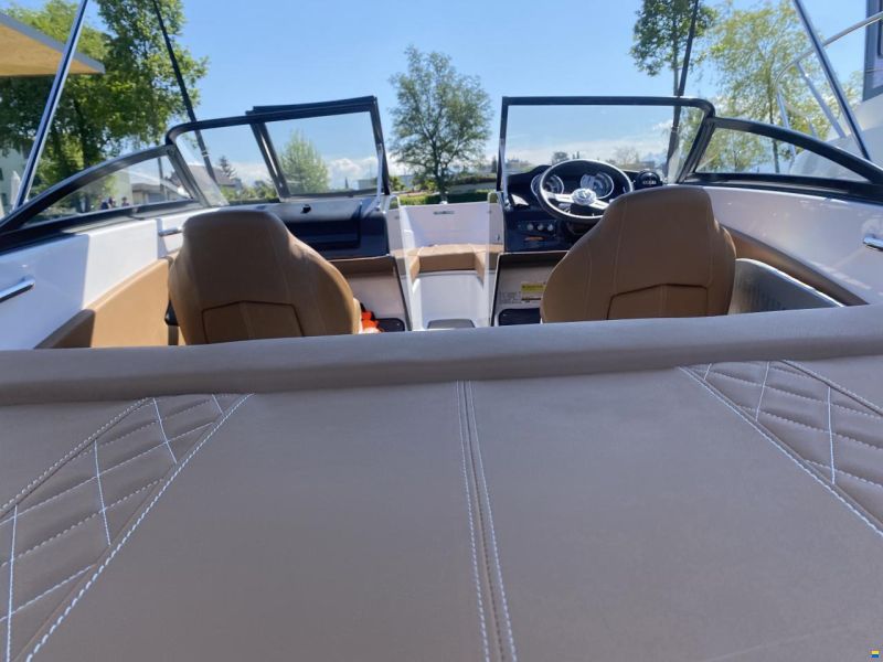 Glastron GT 185