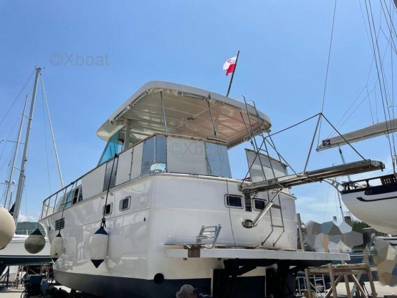 Hatteras 43 DC
